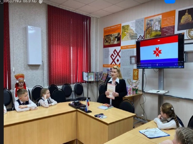 27 февраля в Республиканском межшкольном центре национальных культур прошла встреча учащихся гимназии с заслуженным деятелем искусств Российской Федерации Ниной Васильевной Кошелевой..